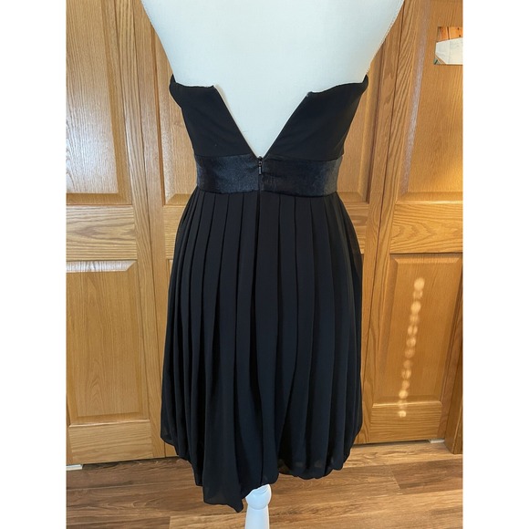 WHITE HOUSE BLACK MARKET SZ 0 BLACK PLEATED STRAPLESS COCKTAIL DRESS BUBBLE HEM - Picture 6 of 13